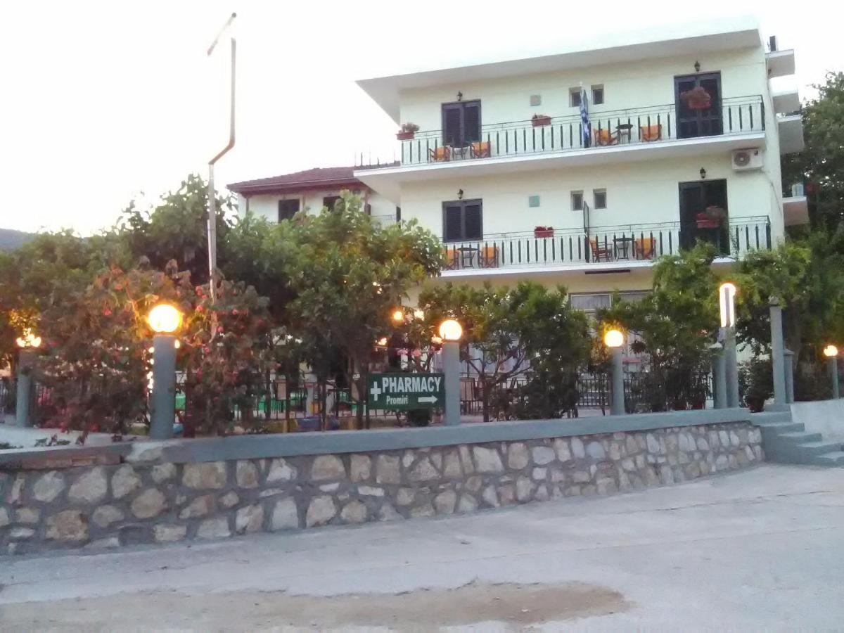 玫瑰公寓式酒店 普拉坦亚斯 外观 照片